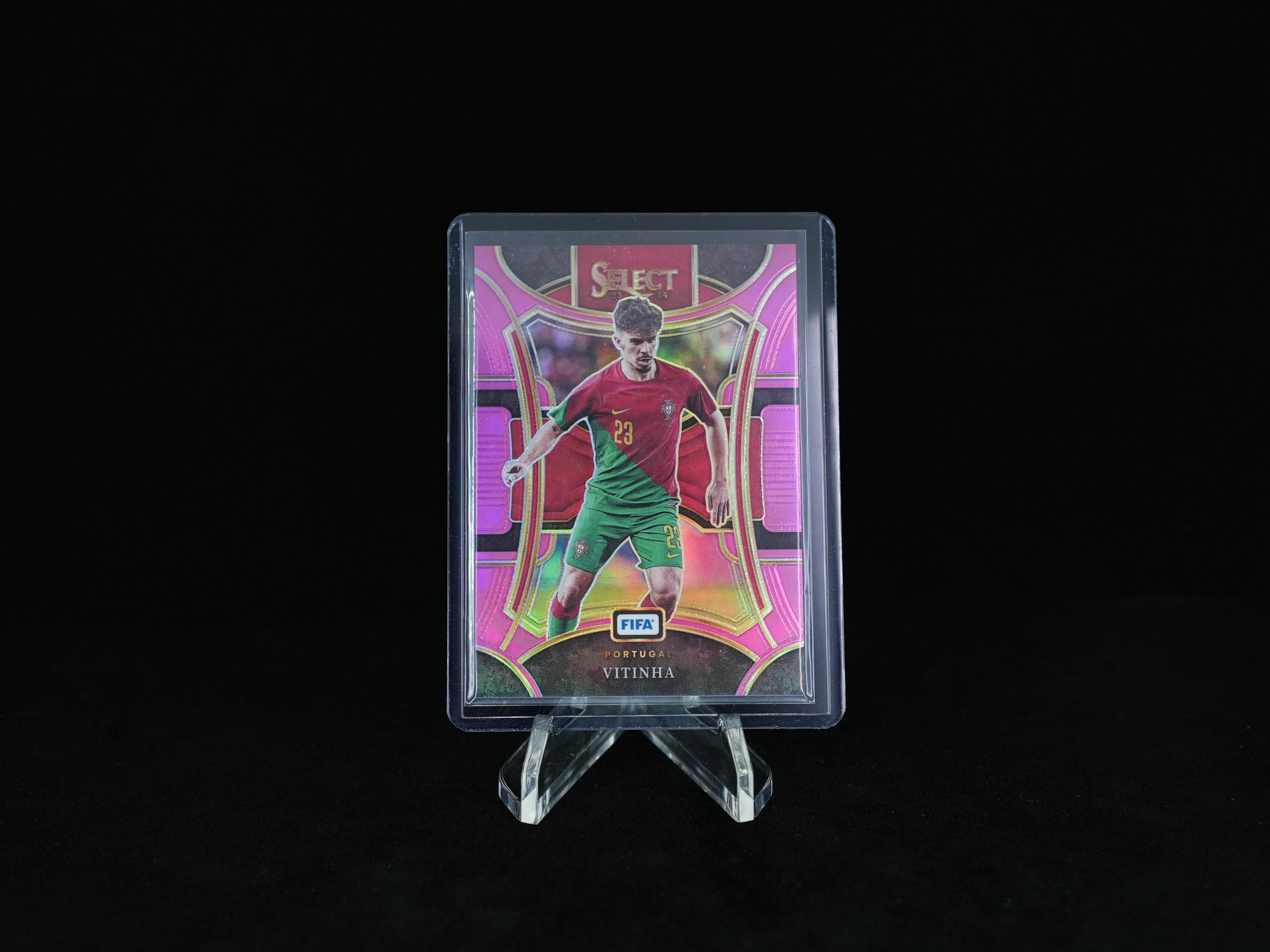 2023-2024 PANINI- SELECT FIFA - Portugal - Vitinha - Pink Prizm 33/75
